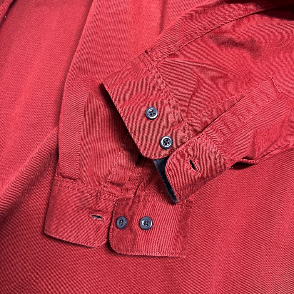 Pategonia XL men’s button up heavy duty shirt maroon/burgundy. - Picture 6 of 11